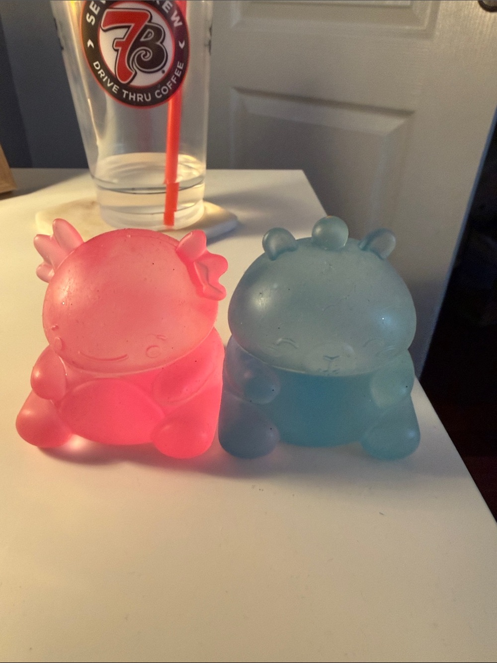 Axolotl and capybara squishy Pink & Blue Set